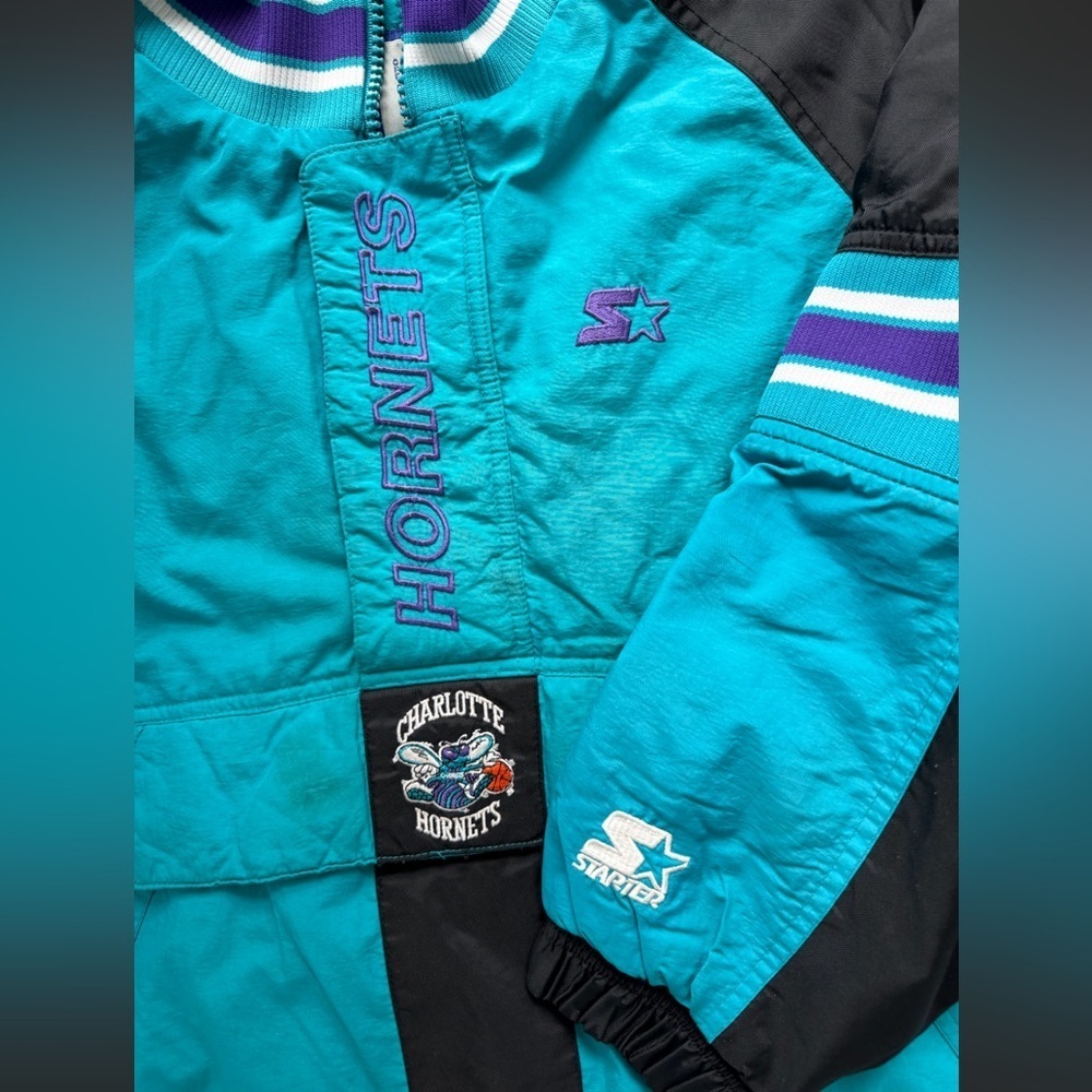 Charlotte Hornets NBA Vtg 1997 Starter Puffer Pullover Jacket Youth Size (M) - Picture 6 of 8
